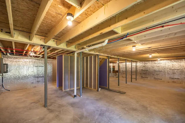 $589,900 | 4 Stream Side Drive, Lewiston, ME 04240