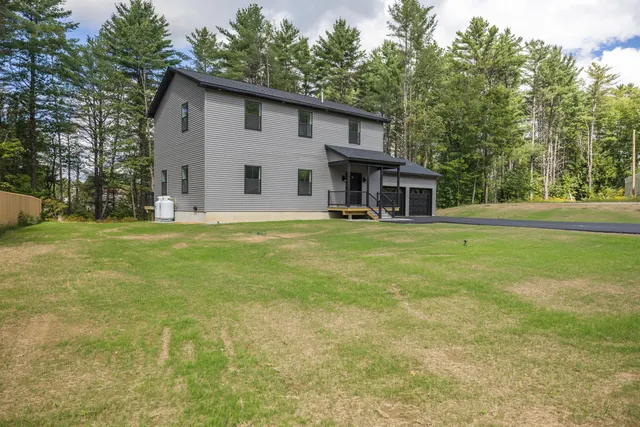 $589,900 | 4 Stream Side Drive, Lewiston, ME 04240