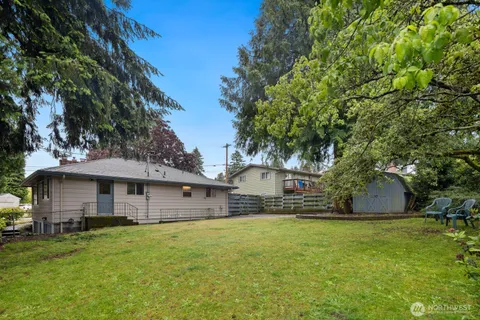 $675,000 | 1711 52nd Street Southeast, Everett, WA 98203