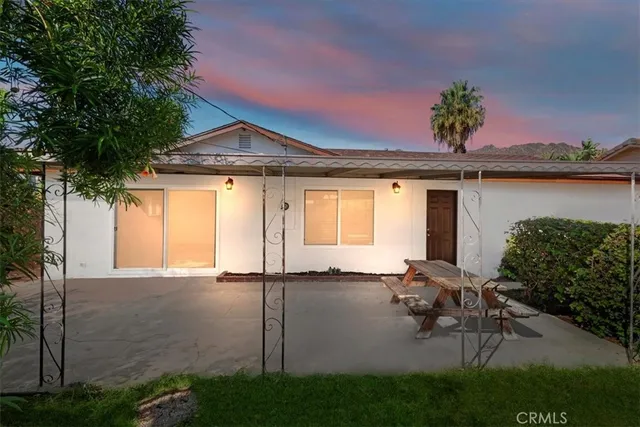 $629,000 | 230 East Blaine Street, Riverside, CA 92507