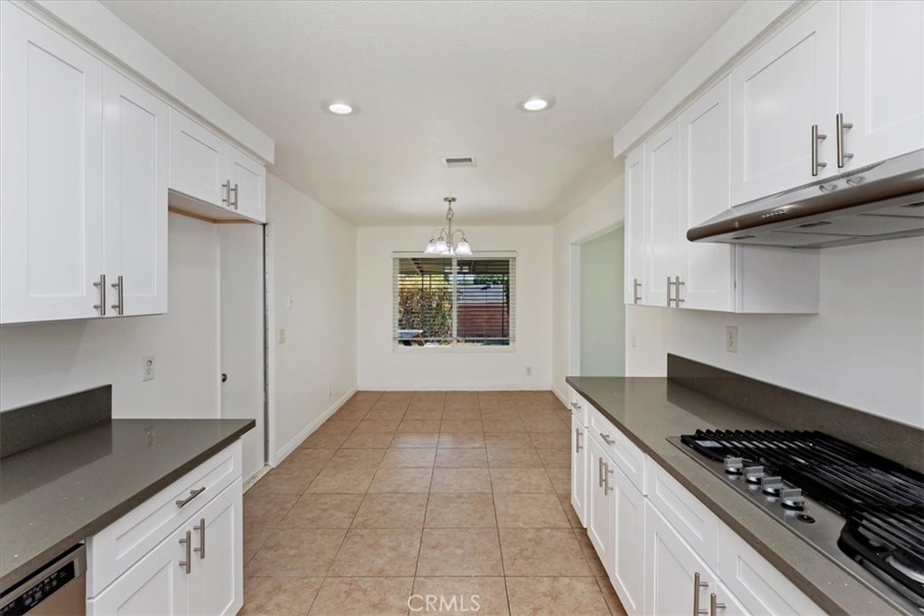 230 East Blaine Street Riverside, CA 92507 - Photo 22 of 47