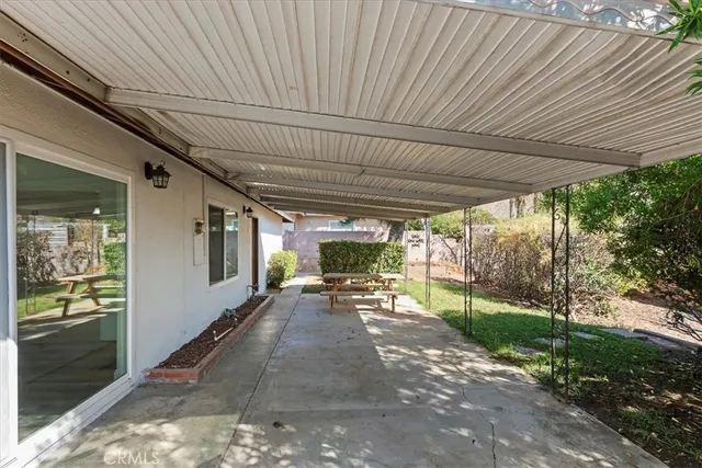 $629,000 | 230 East Blaine Street, Riverside, CA 92507