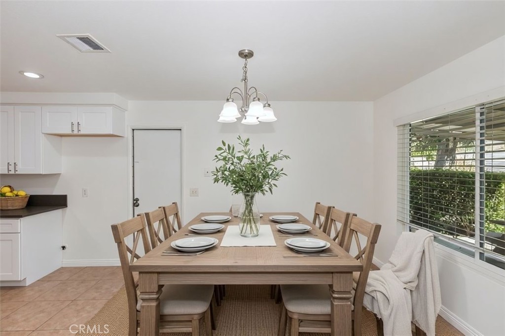 230 East Blaine Street Riverside, CA 92507 - Photo 4 of 47