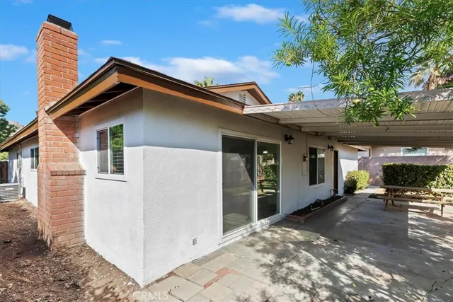 $629,000 | 230 East Blaine Street, Riverside, CA 92507