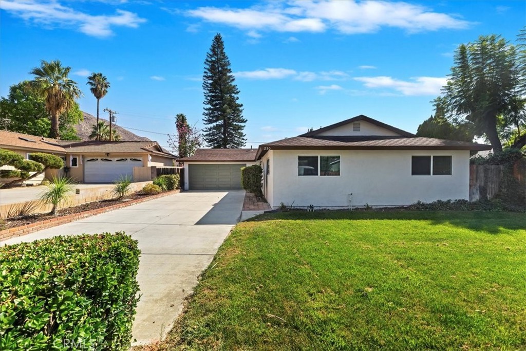 230 East Blaine Street Riverside, CA 92507 - Photo 7 of 47