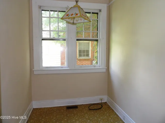 $135,000 | 806 Vance Street North, Wilson, NC 27893