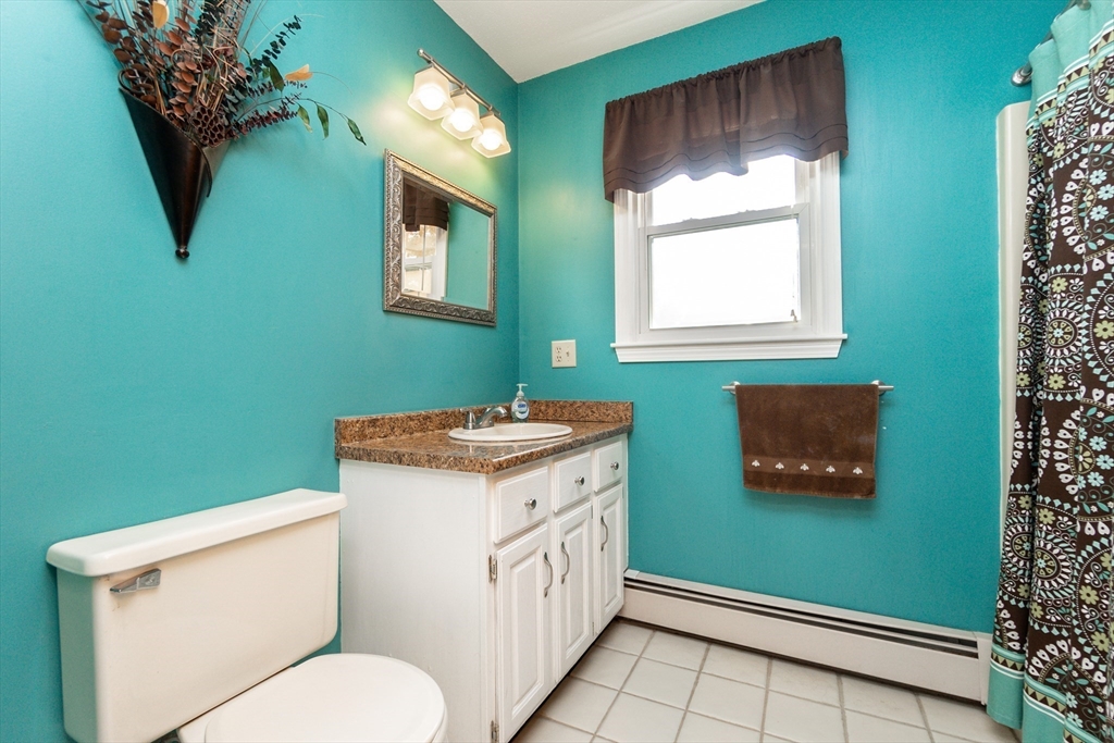 583 Elder Ballou Mtg House Road Woonsocket, RI 02895 - Photo 31 of 42 Gallery Image 31