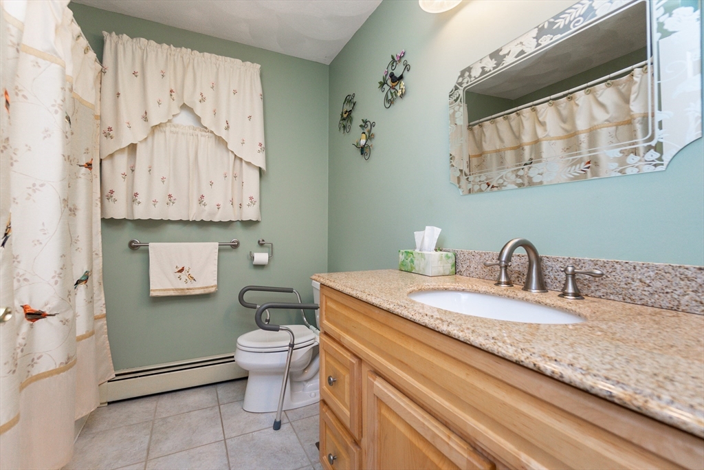 583 Elder Ballou Mtg House Road Woonsocket, RI 02895 - Photo 39 of 42 Gallery Image 39