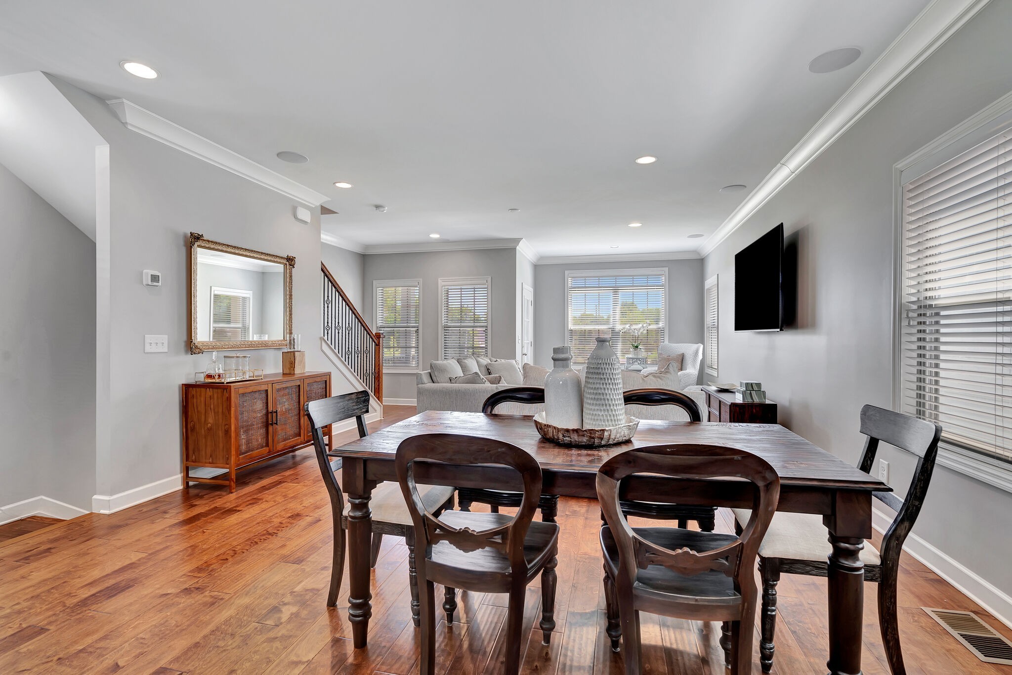 712 Bellevue Road Nashville, TN 37221 - Photo 6 of 31 a view of a dining room with furniture and wooden floor