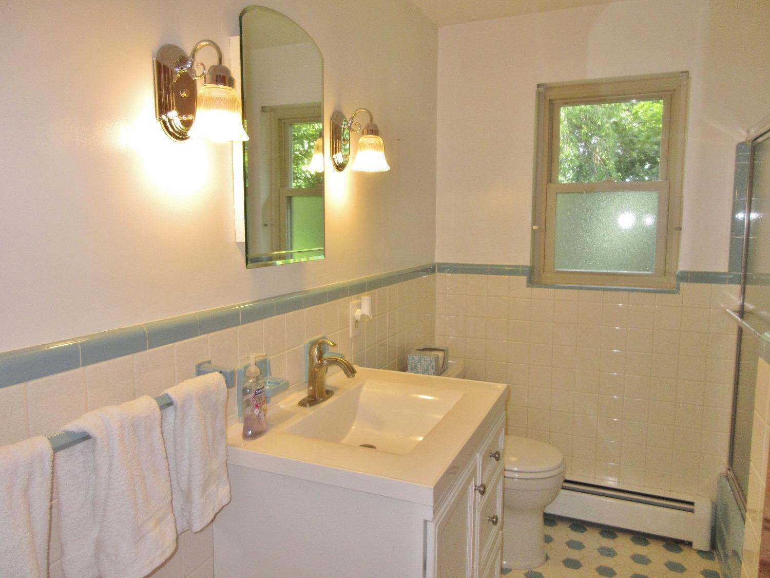 5866 Lawrence Road Cincinnati, OH 45248 - Photo 30 of 47