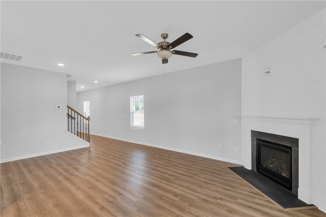 101 Brown Circle Easley, SC 29642 - Photo 4 of 25