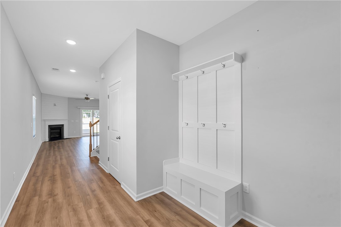 101 Brown Circle Easley, SC 29642 - Photo 5 of 25