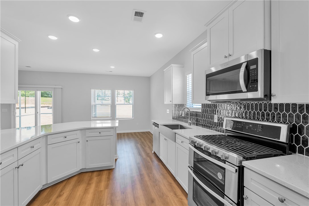 101 Brown Circle Easley, SC 29642 - Photo 9 of 25