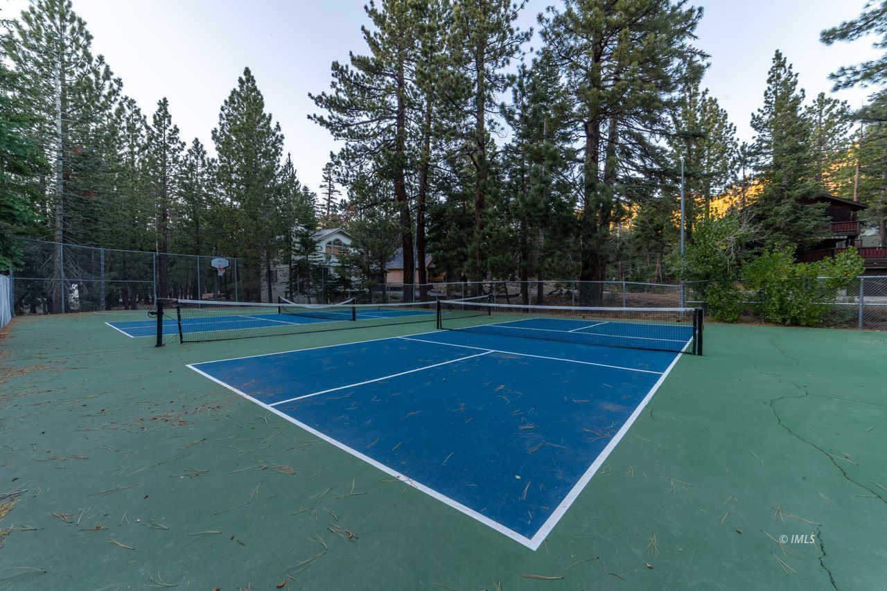 152 Viewpoint Road, Unit 120 Mammoth Lakes, CA 93546 - Photo 29 of 30 Untitled