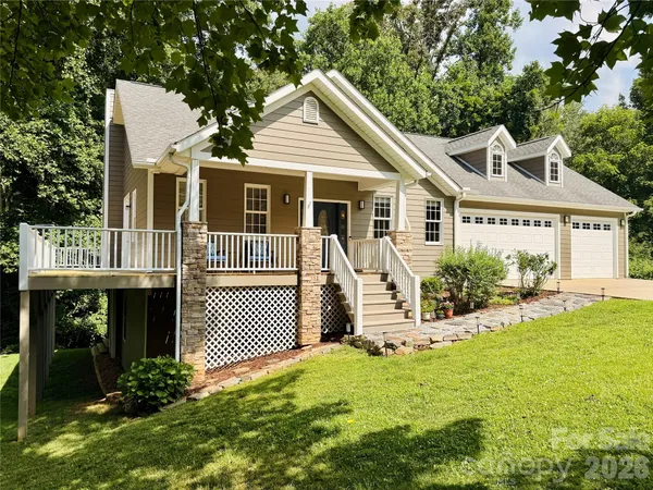 $799,870 | 2 Birkdale Drive, Weaverville, NC 28787