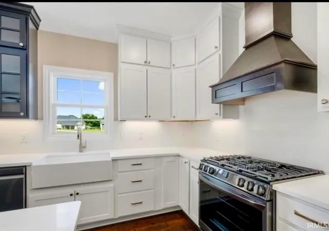 $561,800 | 600 Whitetail Court, Evansville, IN 47711