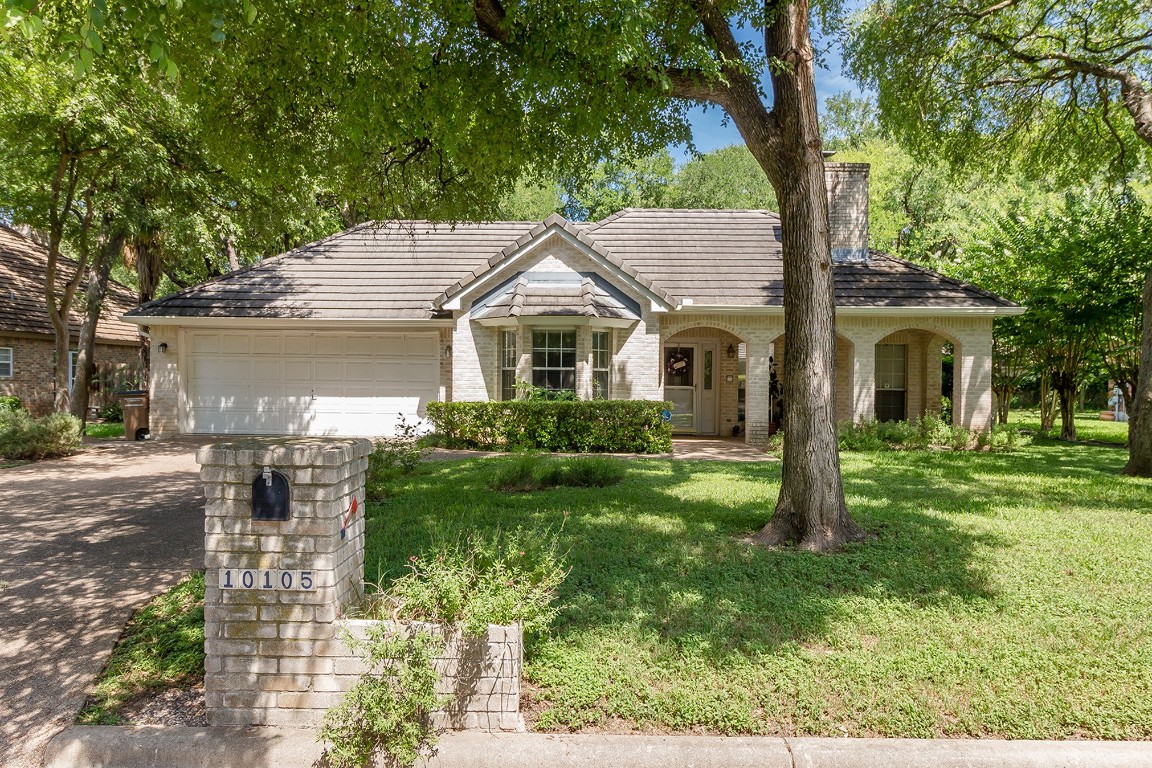 10105 Jupiter Hls Dr