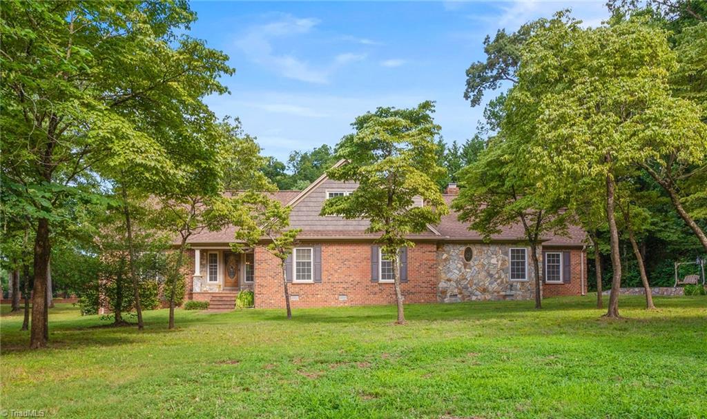 3214 North Rockingham Road Greensboro, NC 27407 - Photo 1 of 44 Gallery Image 1