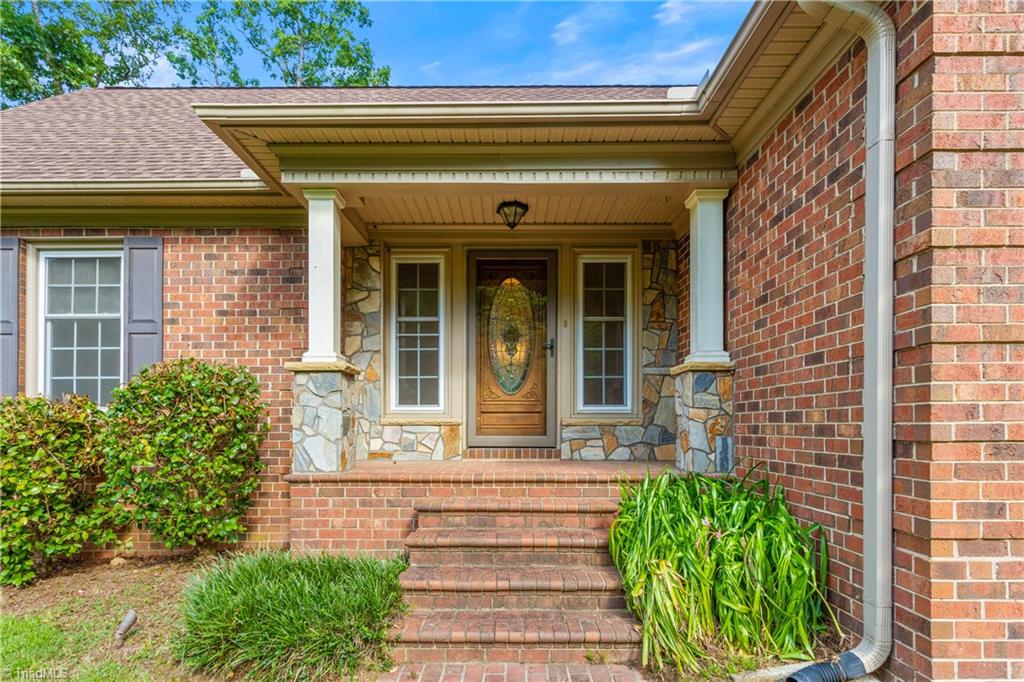 3214 North Rockingham Road Greensboro, NC 27407 - Photo 5 of 44 Gallery Image 5