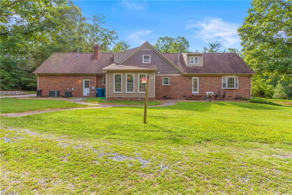 3214 North Rockingham Road Greensboro, NC 27407 - Photo 7 of 44 Gallery Image 7