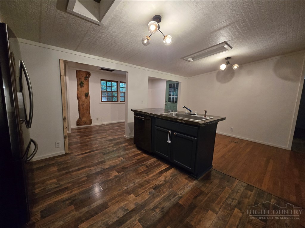 618 Rhymer Branch Road Deep Gap, NC 28618 - Photo 5 of 20