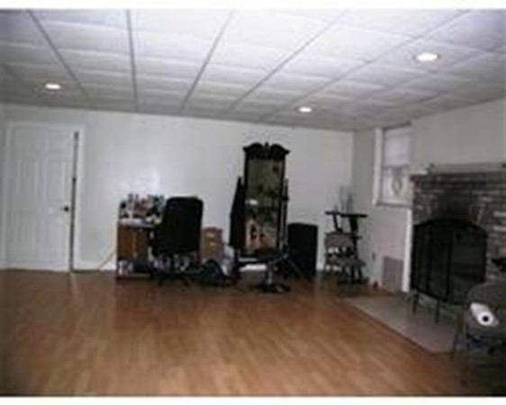 90 Frederick Street West Springfield, MA 01089 - Photo 17 of 21 Gallery Image 17