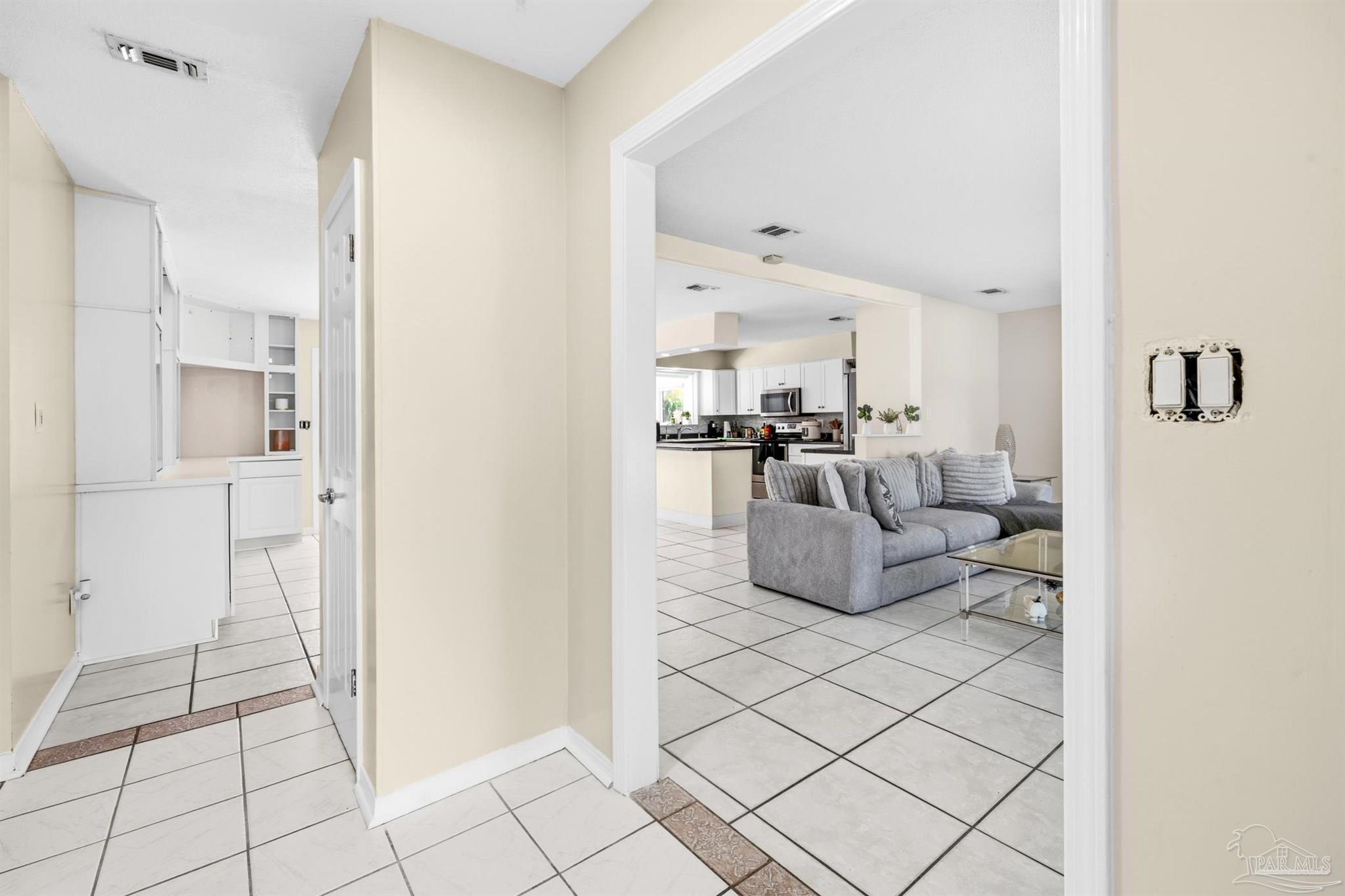 8222 Emperor Road Pensacola, FL 32514 - Photo 8 of 30 Gallery Image 8