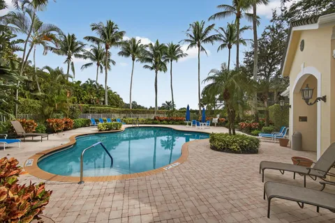 $875,000 | 113 Palm Point Circle, Unit A, Palm Beach Gardens, FL 33418