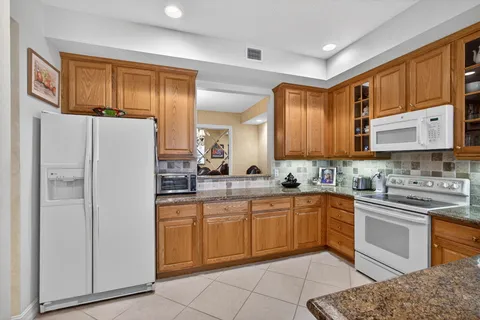 $875,000 | 113 Palm Point Circle, Unit A, Palm Beach Gardens, FL 33418