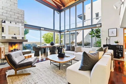 $4,495,000 | 5259 Pacifica Drive, San Diego, CA 92109
