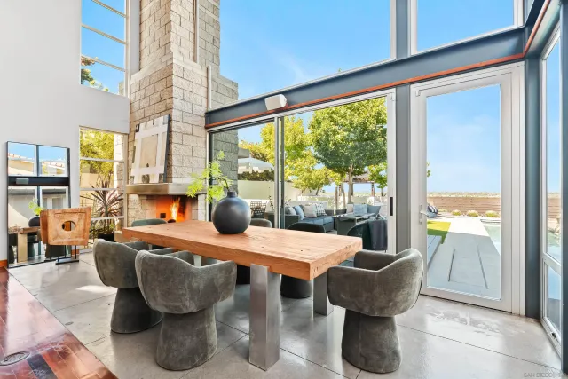 $4,495,000 | 5259 Pacifica Drive, San Diego, CA 92109