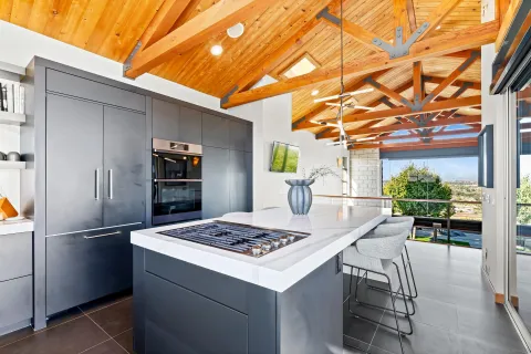 $4,495,000 | 5259 Pacifica Drive, San Diego, CA 92109