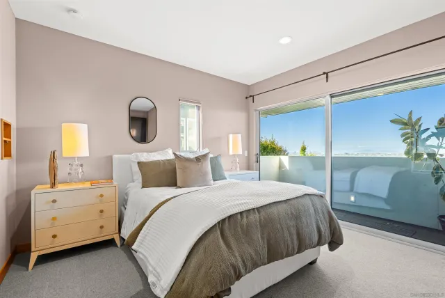 $4,495,000 | 5259 Pacifica Drive, San Diego, CA 92109