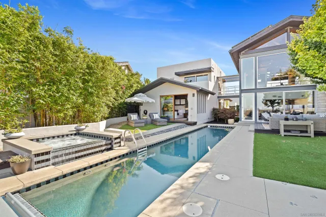 $4,495,000 | 5259 Pacifica Drive, San Diego, CA 92109