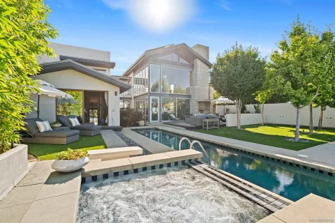 $4,495,000 | 5259 Pacifica Drive, San Diego, CA 92109