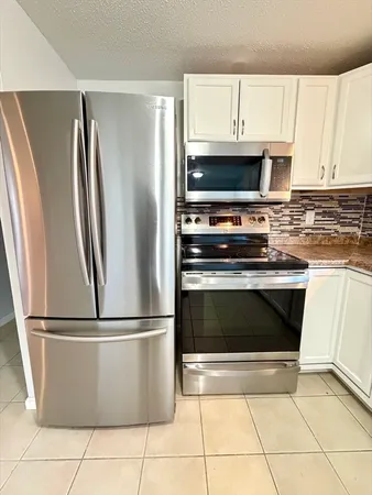$2,450 | 22 Simpson Circle, Agawam, MA 01001