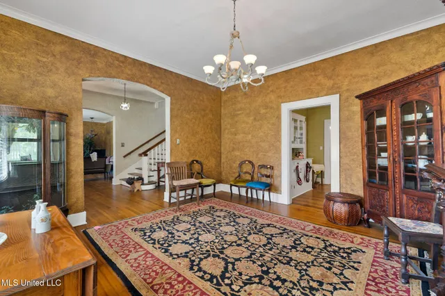 $474,900 | 113 South 22nd Avenue, Hattiesburg, MS 39401