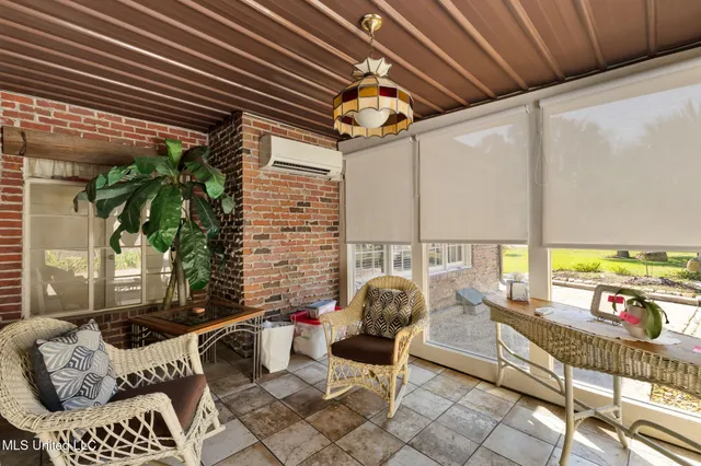 $474,900 | 113 South 22nd Avenue, Hattiesburg, MS 39401