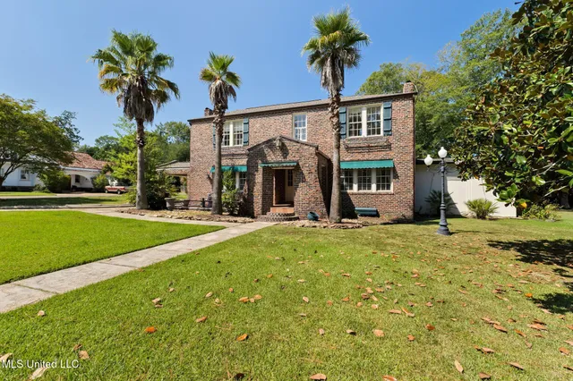 $489,500 | 113 South 22nd Avenue, Hattiesburg, MS 39401