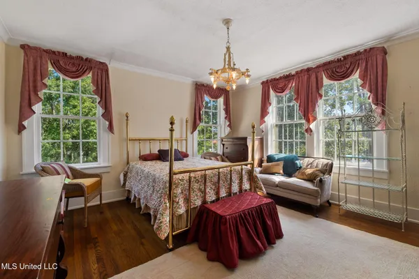 $424,900 | 113 South 22nd Avenue, Hattiesburg, MS 39401