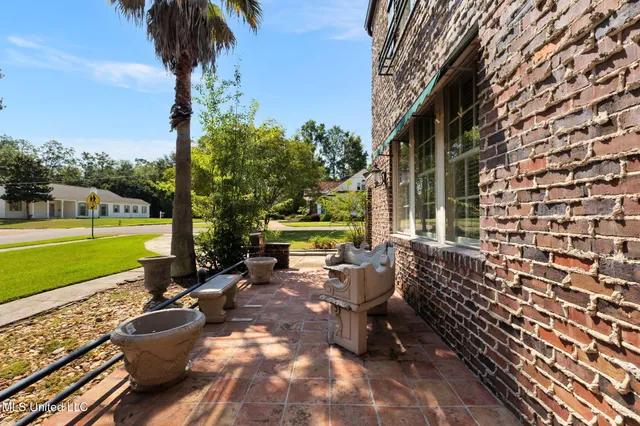 $489,500 | 113 South 22nd Avenue, Hattiesburg, MS 39401