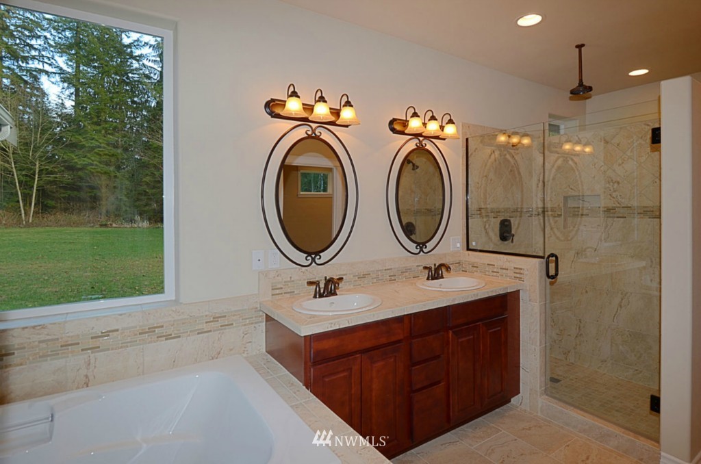 6221 Grandview Road Arlington, WA 98223 - Photo 14 of 20 Gallery Image 14