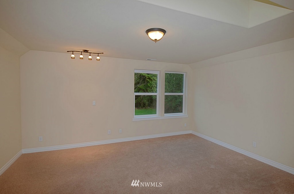 6221 Grandview Road Arlington, WA 98223 - Photo 17 of 20 Gallery Image 17