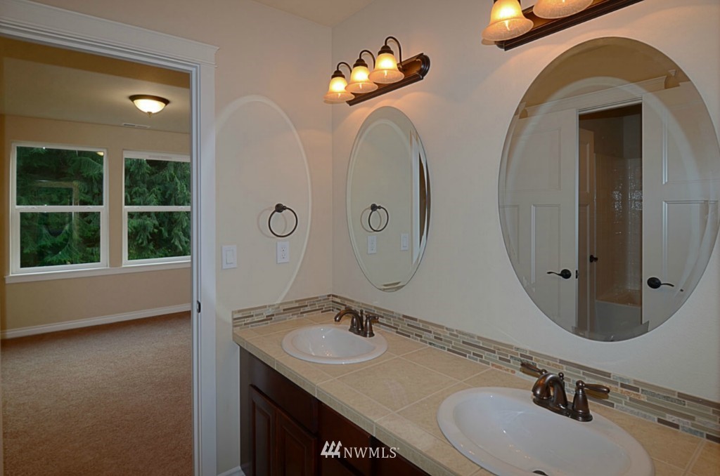 6221 Grandview Road Arlington, WA 98223 - Photo 18 of 20 Gallery Image 18