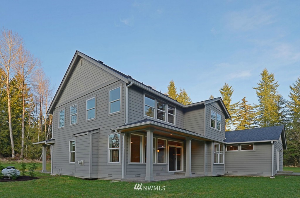 6221 Grandview Road Arlington, WA 98223 - Photo 3 of 20 Gallery Image 3