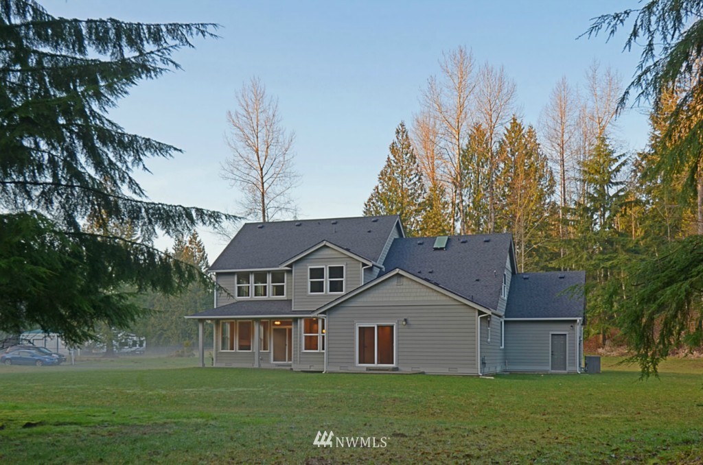 6221 Grandview Road Arlington, WA 98223 - Photo 4 of 20 Gallery Image 4