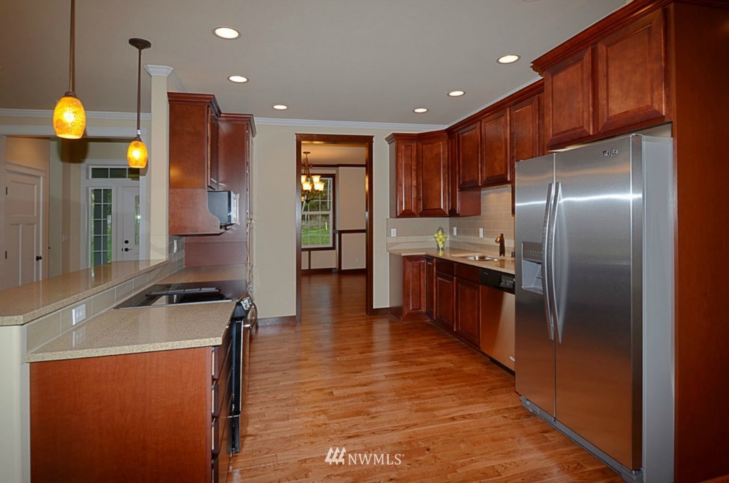 6221 Grandview Road Arlington, WA 98223 - Photo 10 of 20 Gallery Image 10