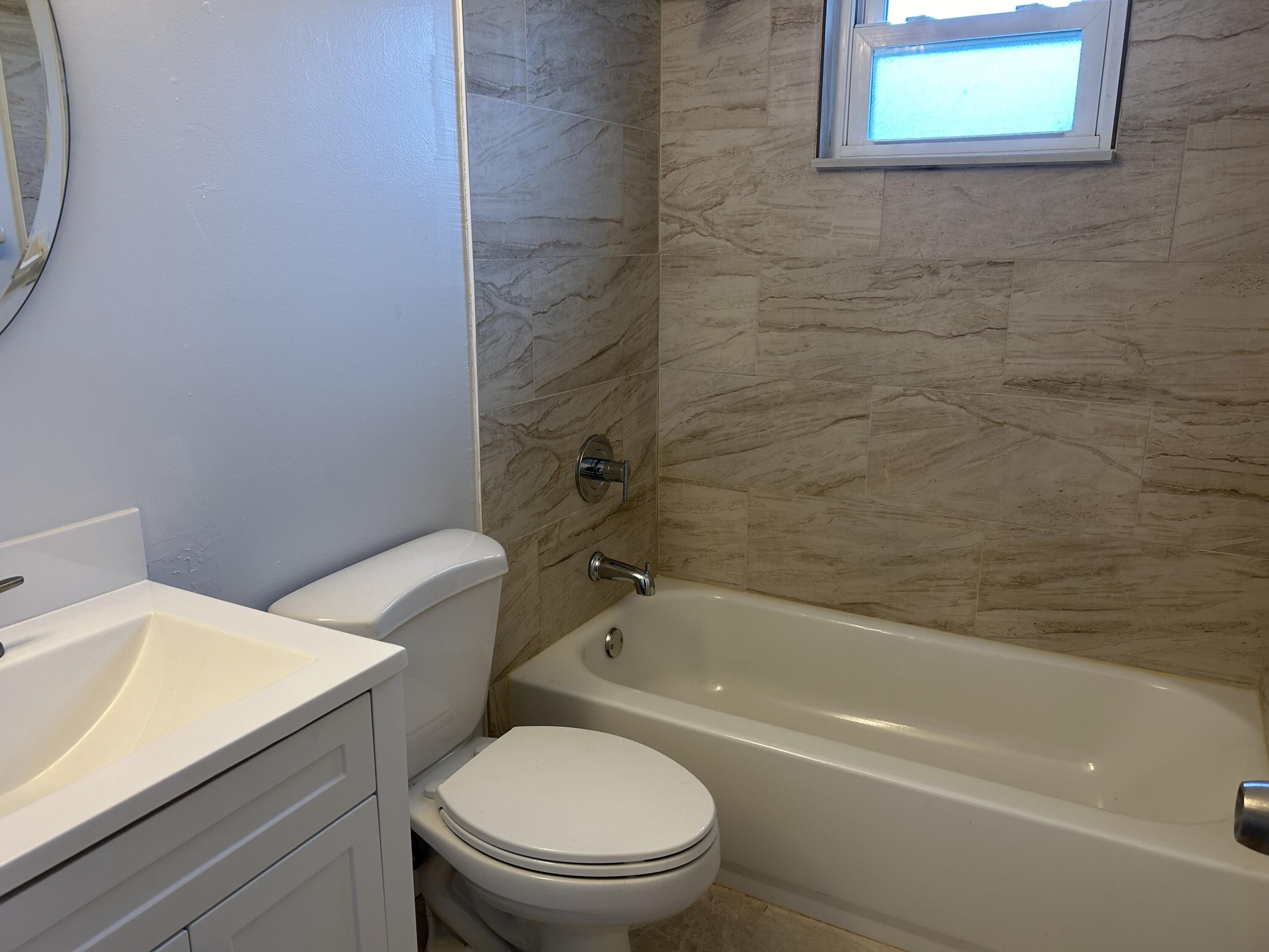 971 Gulfport Road Southeast Palm Bay, FL 32909 - Photo 10 of 10 IMG_1921