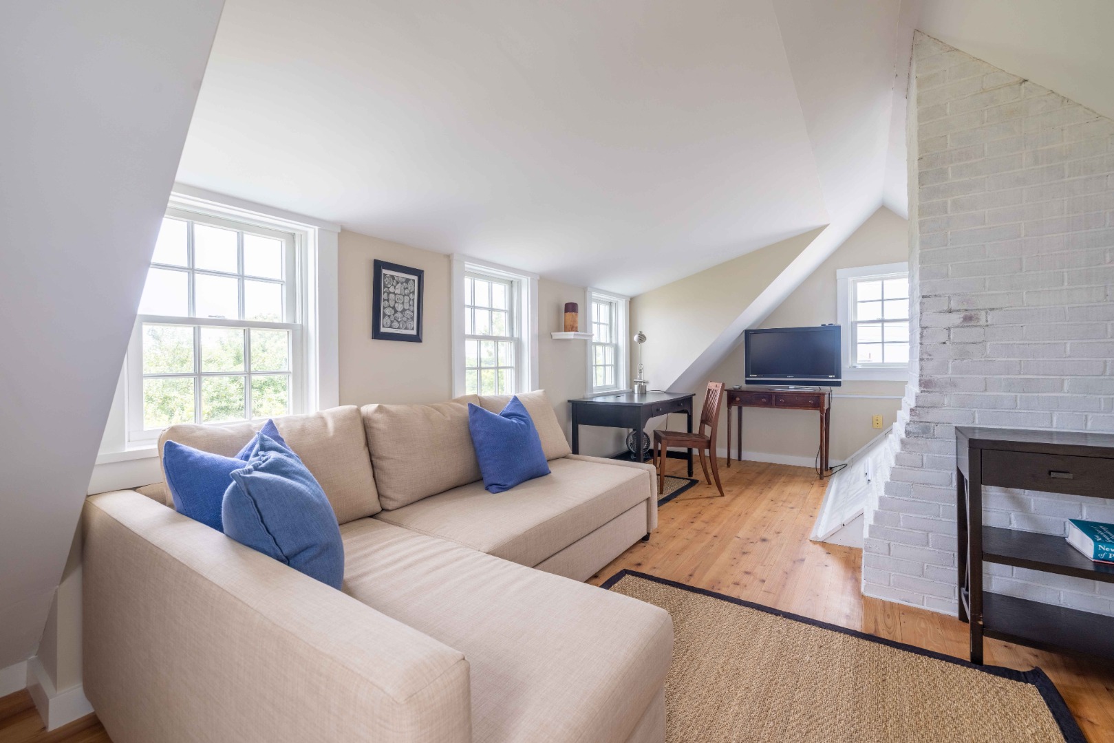 76 Sankaty Road Nantucket, MA 02554 - Photo 22 of 24 Loft and office space.