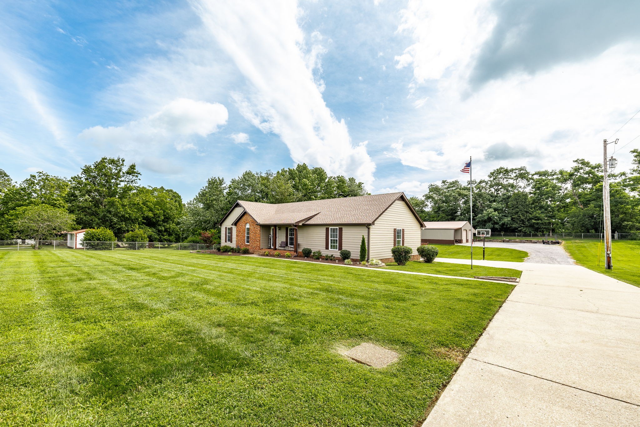2205 Howell Road Greenbrier, TN 37073 - Photo 6 of 95